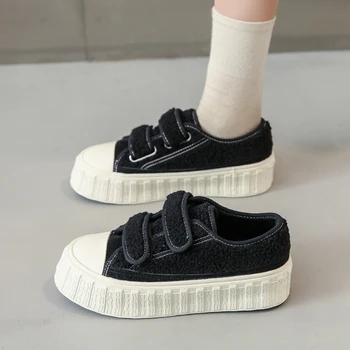 Női cipő platform Modis alkalmi női tornacipők All-Match kerek lábujjak klumpák 2023 tél kicsi Új szabadidő alapnyáj Róma Sol